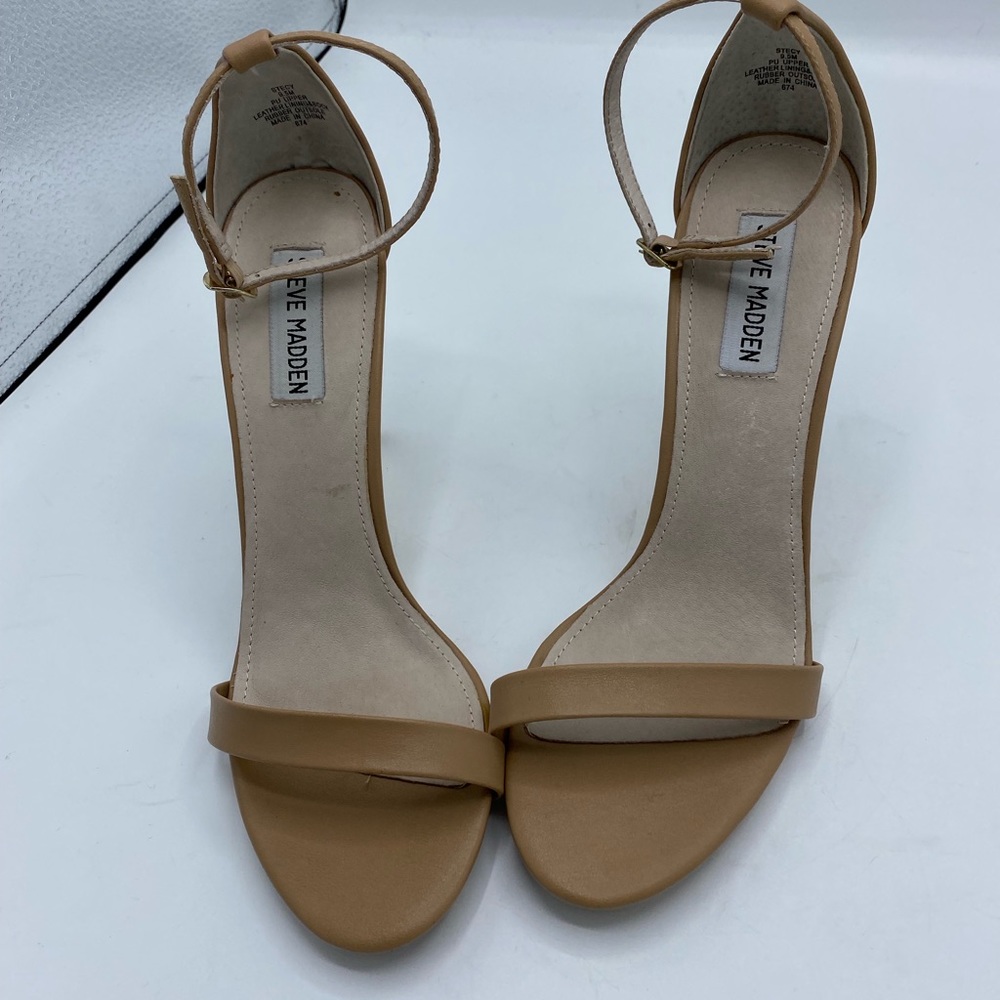Women’s Steve Madden Stecy Heeled Sandals. Blush. Size 9.5